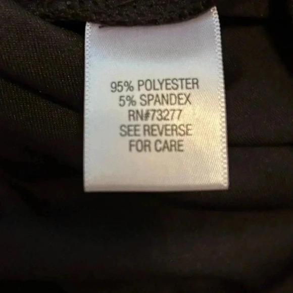 Croft And Barrow Black Velvet Plush Long Sleeved Collared Button Up Women Size M - Picture 10 of 10